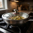 Poêle en titane martelée avec soin