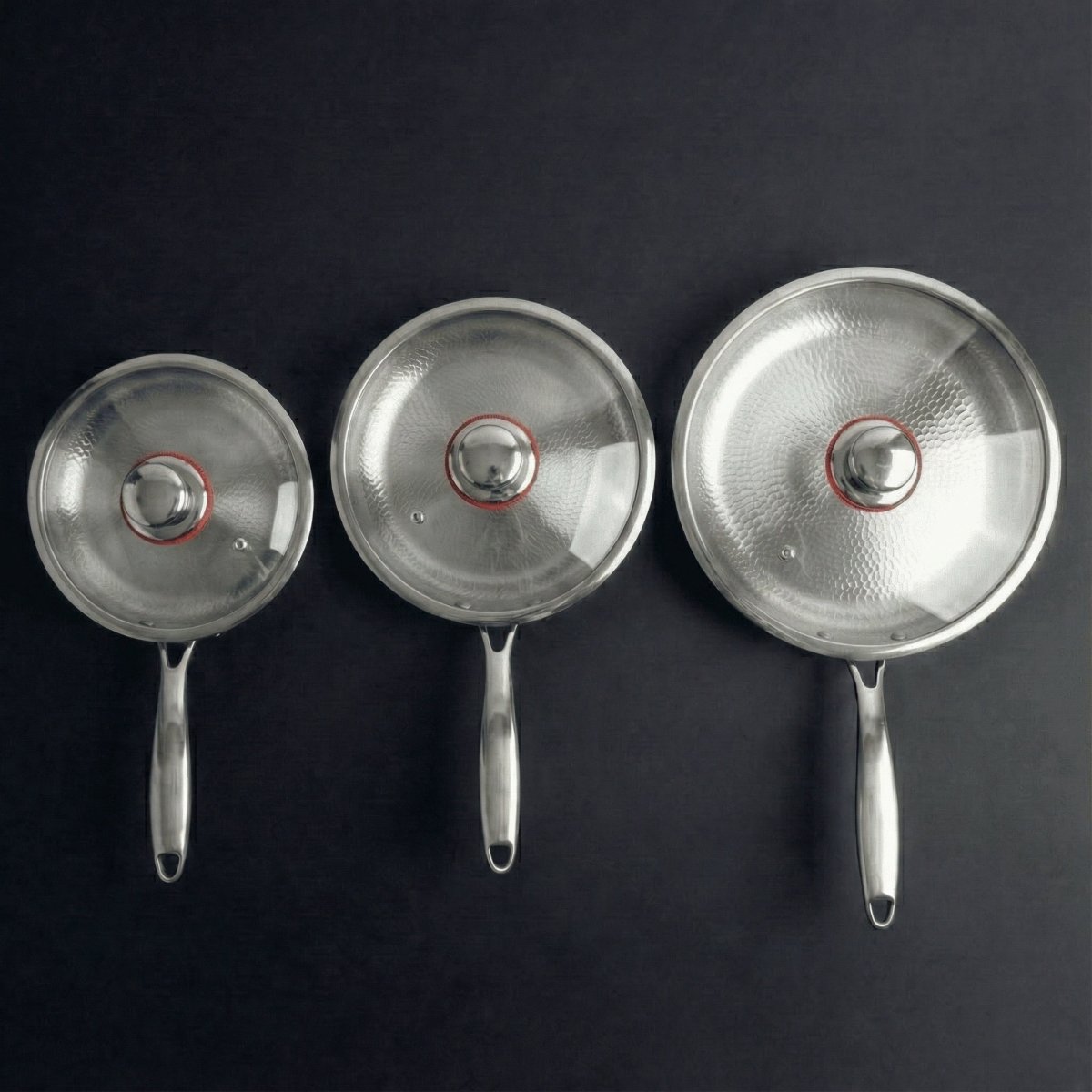 Set de poêles en Titane martelé – 3 pièces