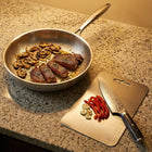 Set de cuisson et de préparation en Titane martelé